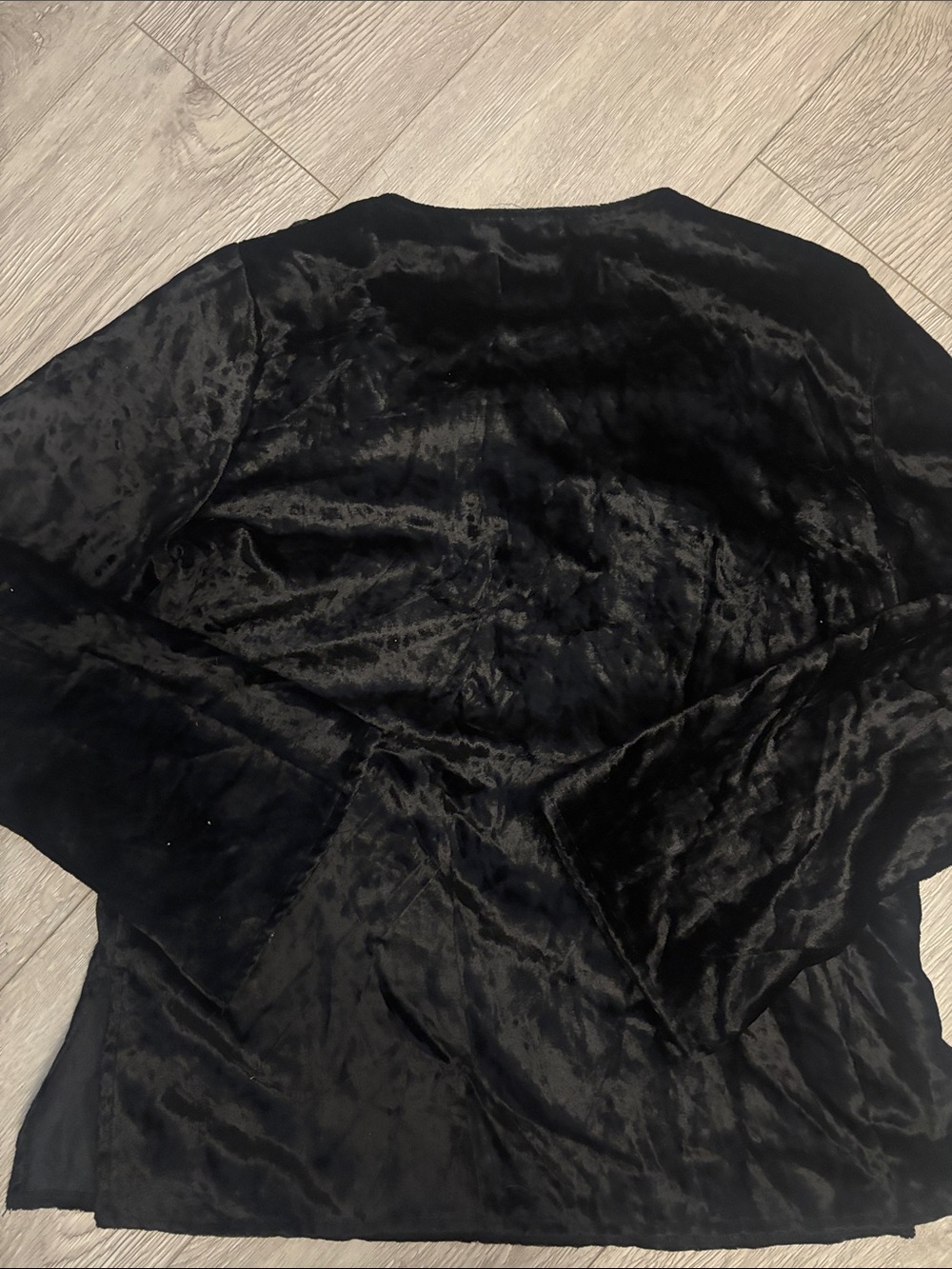 Vintage Liz Claiborne Black Velvet Long Bell Sleeve Embroidered Top Fall Autumn - Picture 10 of 10